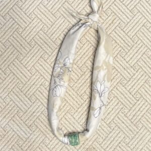 Small Linen Ivory Neck Wear with Green Bead