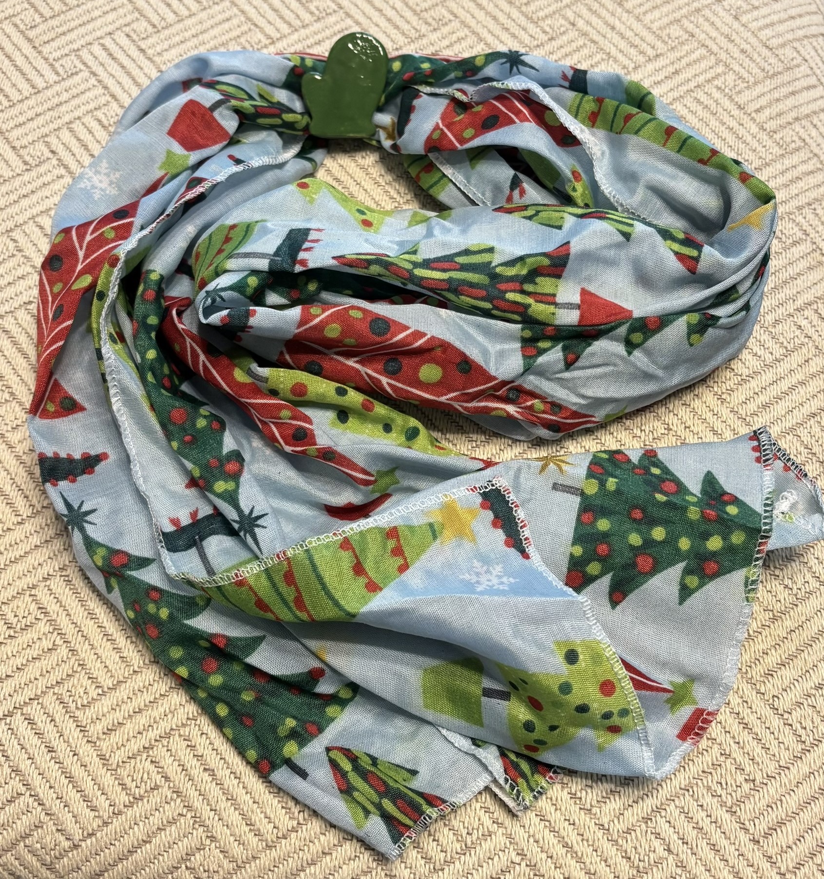 Long Christmas Tree Green Mitten Scarf