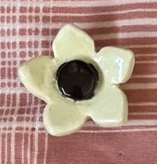 Sunflowr Pin